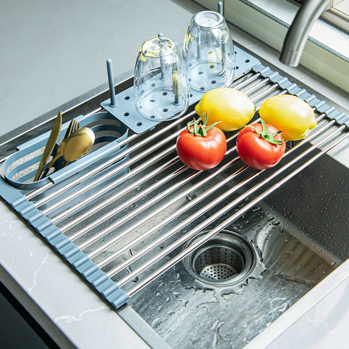GoMaihe Expandable Roll Up Dish Drying Rack - Image 1